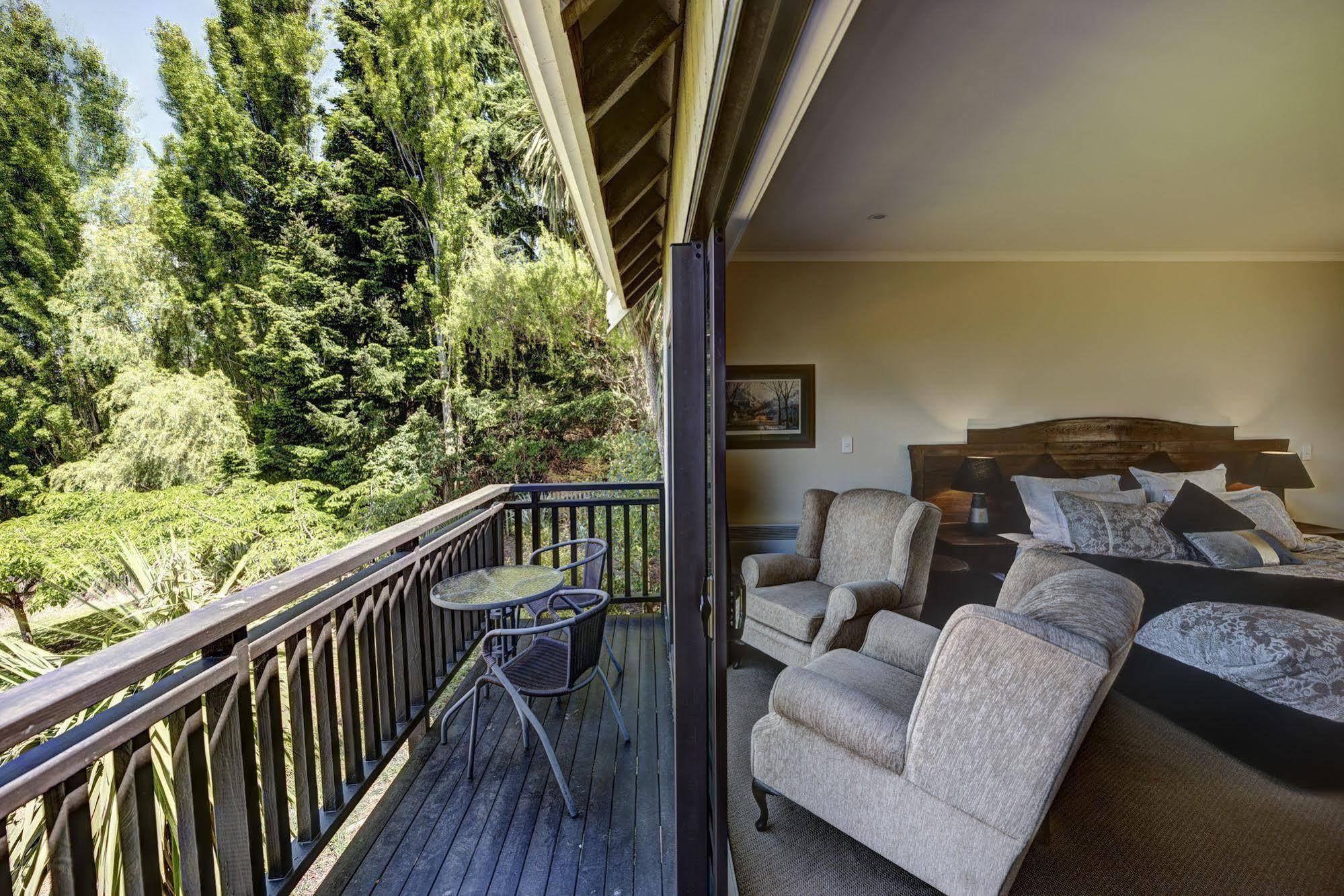 Hidden Lodge Queenstown Bagian luar foto