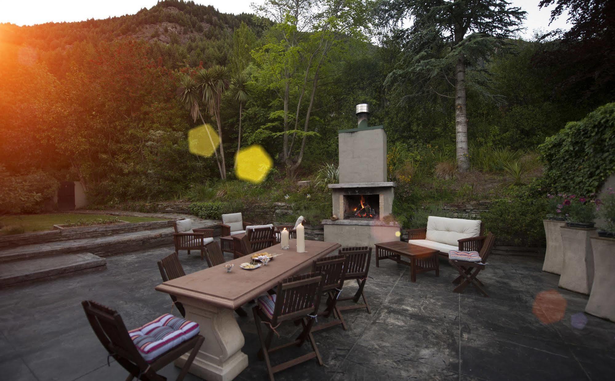 Hidden Lodge Queenstown Bagian luar foto